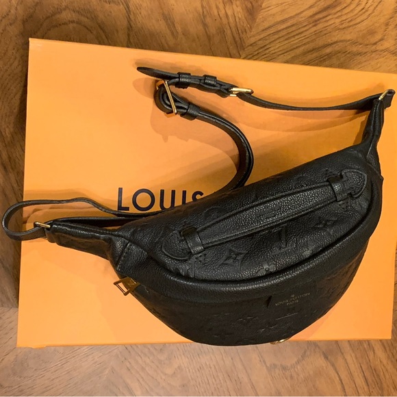 LV Monogram Empreinte Noir Bumbag - Picture 12 of 16